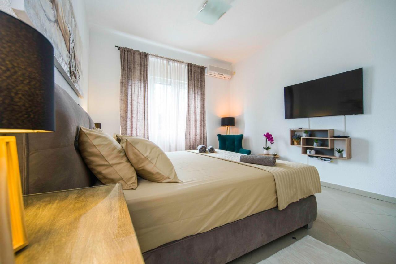 Apartment Alice Central Luxe Спліт Екстер'єр фото